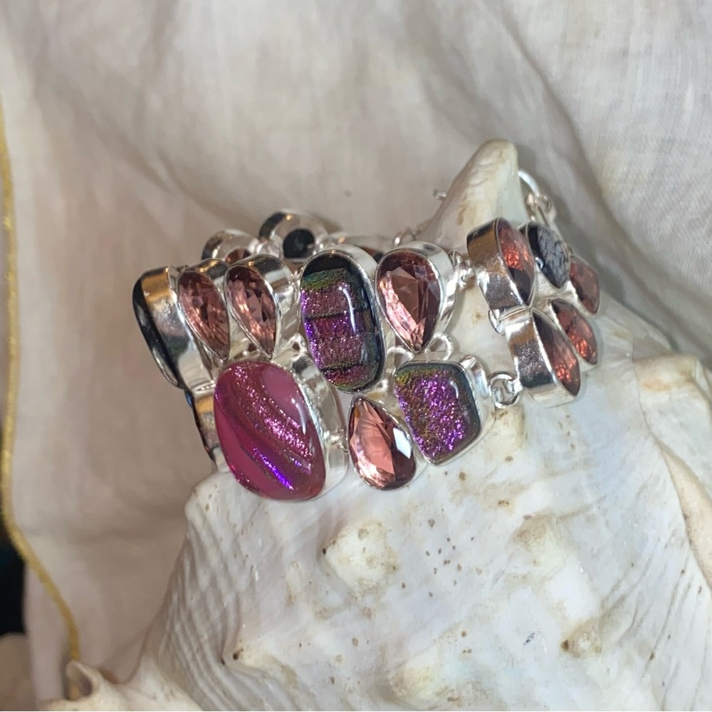 Sold ❤️ Magestic Dichroic gemstone cluster statement bracelet - Picture 8 of 14